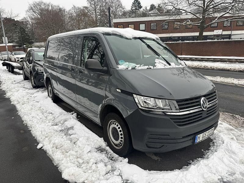 Gebraucht VW Transporter 150 PS (110 kW) 2020 Grau Van