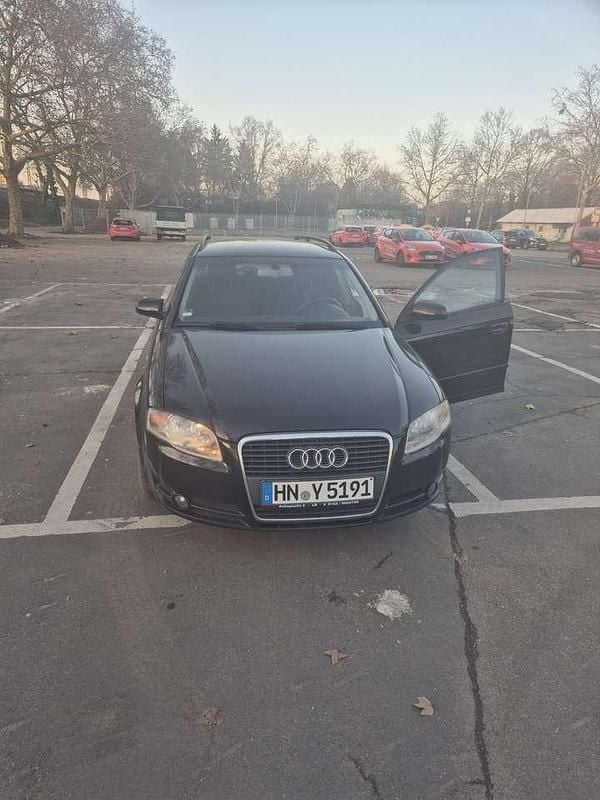 Second-hand Audi A4 140 CP (102 kW) 2007 Berlinǎ