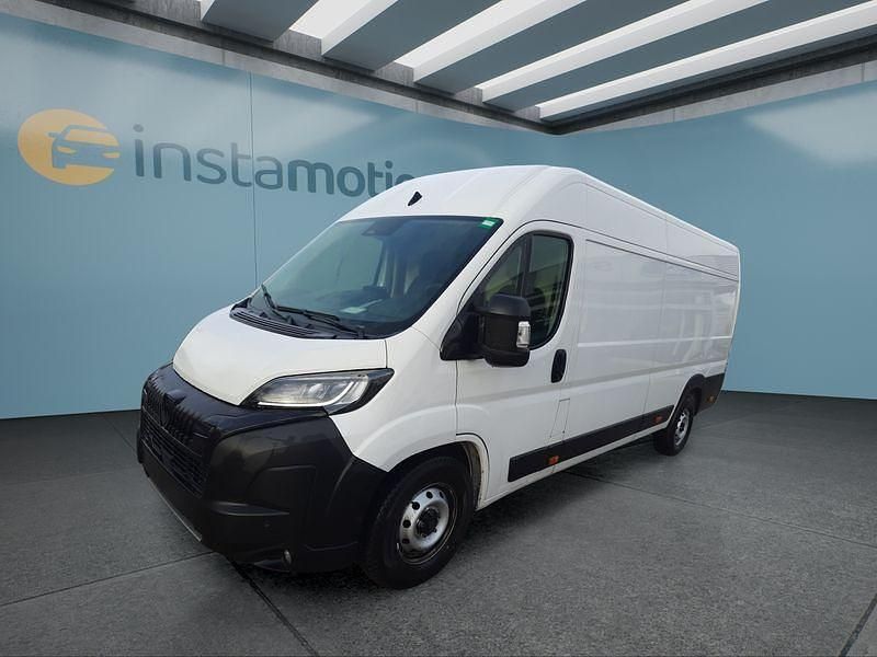 Weiß Gebraucht 2024 Peugeot Boxer Van | 26.199 € (Etwas zu teuer) - Bild 1/4