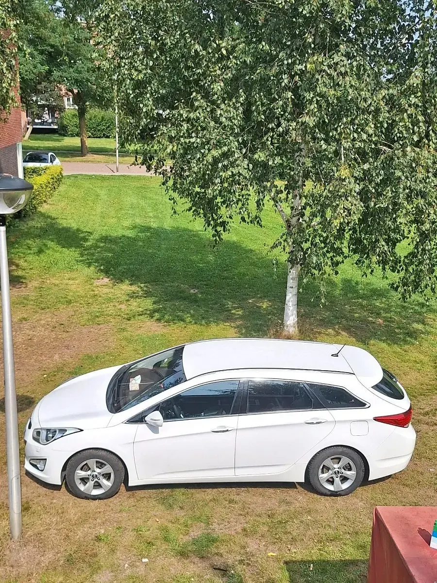Gebraucht Hyundai i40 137 PS (100 kW) 2012 Weiß Kombi