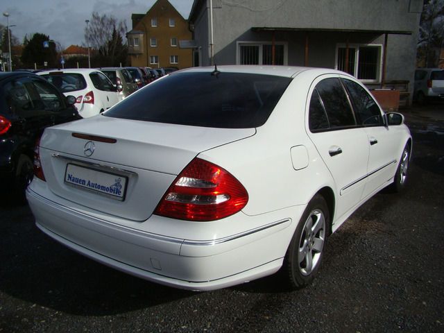 Gebraucht Mercedes E280 Avantgarde 231 PS (169 kW) 2005 Weiß Limousine