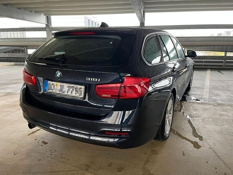 Gebraucht BMW 318 Advantage 136 PS (100 kW) 2016 Blau Kombi