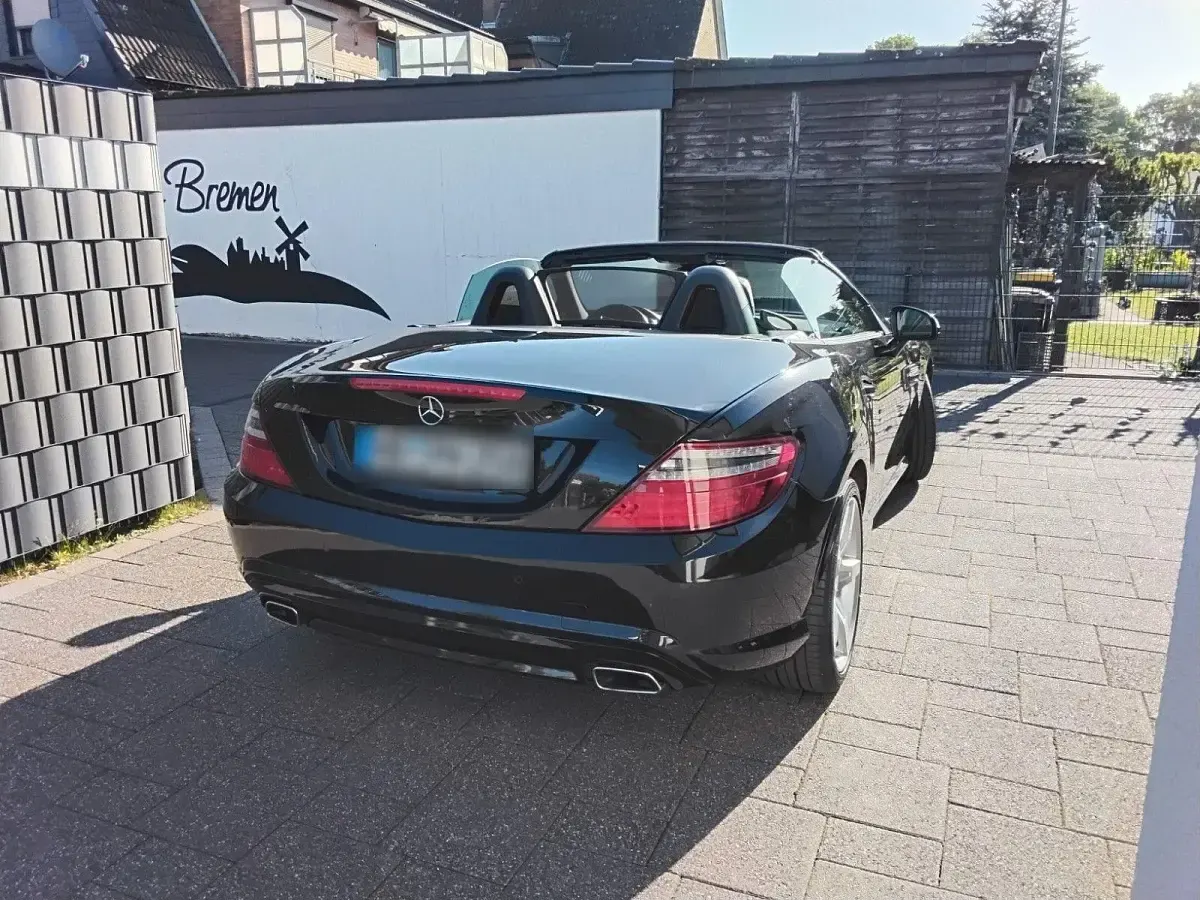Gebraucht Mercedes SLK250 AMG Edition 1 204 PS (150 kW) 2011 Schwarz Cabrio