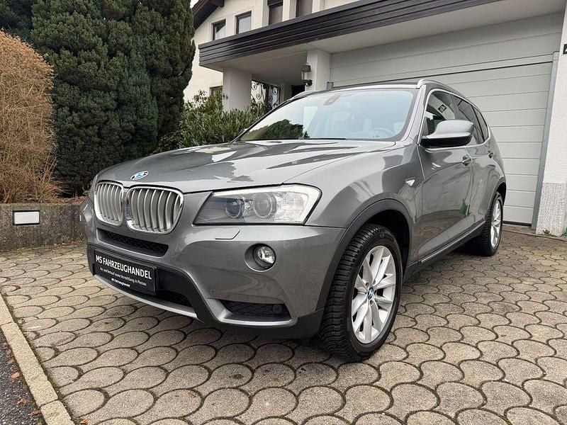 Grau Gebraucht 2012 BMW X3 Performance SUV | 13.990 € (Guter Preis) - Bild 1/4