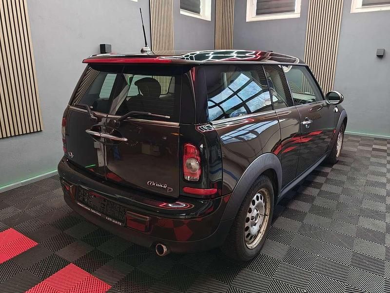 Gebraucht Mini Cooper D Clubman 109 PS (80 kW) 2010 Hot chocolate Kombi