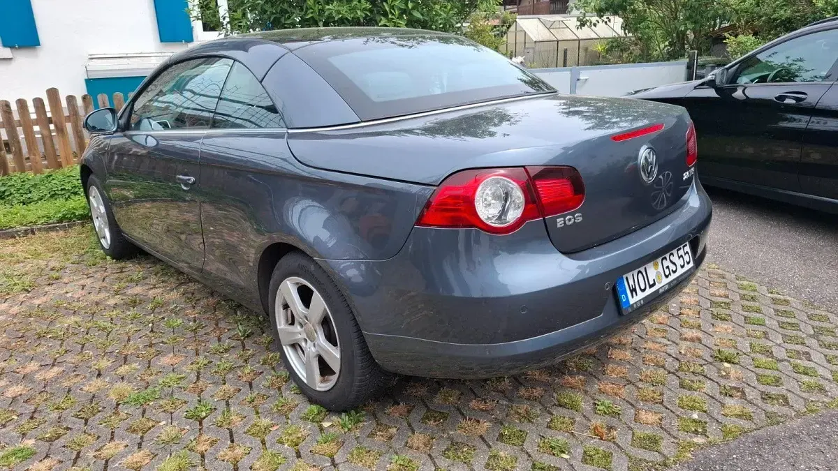 Usata VW Eos 150 CV (110 kW) 2008 Grigio Cabrio
