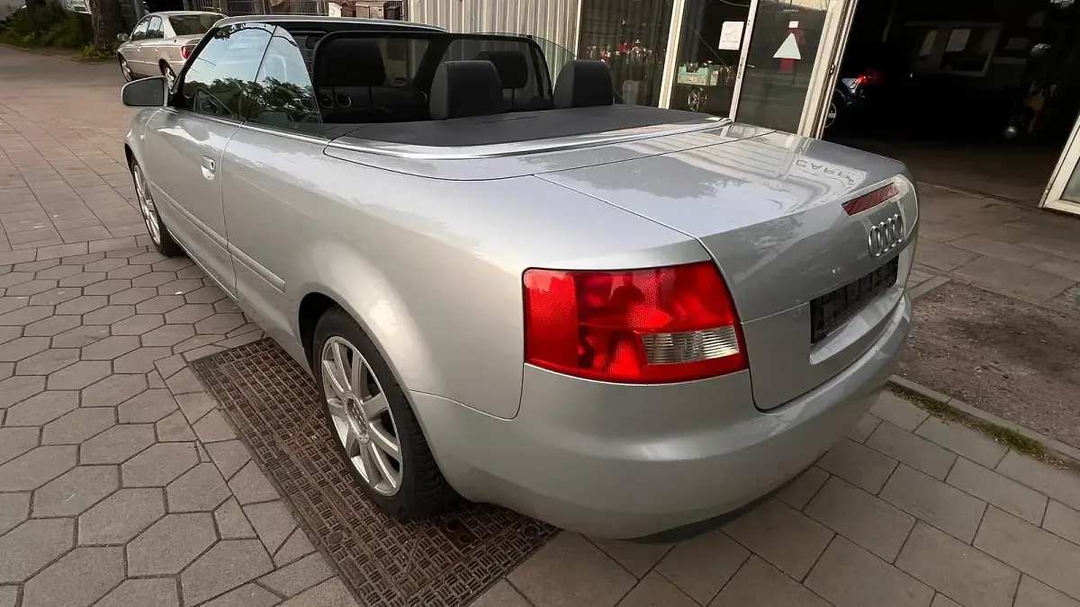 Gebraucht Audi A4 Cabriolet 163 PS (119 kW) 2004 Silber Cabrio