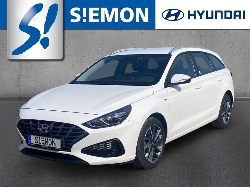 Weiss Gebraucht 2023 Hyundai i30 Trend Kombi | 22.850 € (Fairer Preis) - Bild 1/4