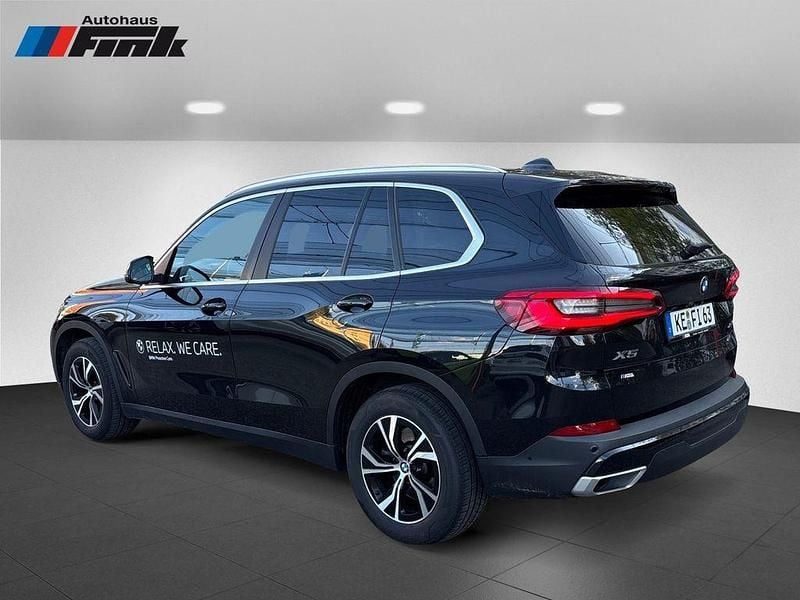 Gebraucht BMW X5 Sport Line 340 PS (250 kW) 2019 Saphirschwarz metallic SUV