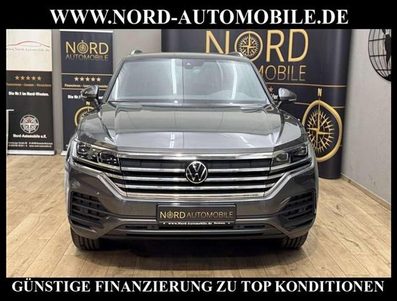 Gebraucht VW Touareg 231 PS (169 kW) 2022 Grau SUV