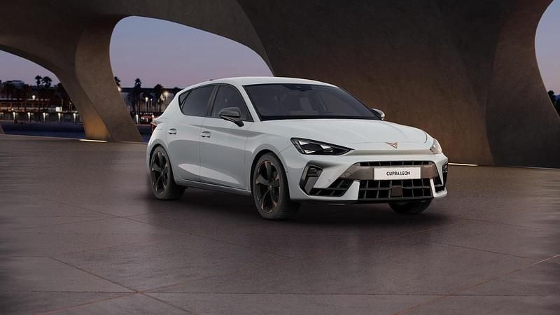 Neu Cupra Leon 150 PS (110 kW) 2025 Midnight schwarz metallic Limousine