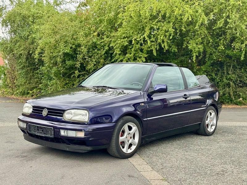 Gebraucht VW Golf Cabriolet 75 PS (55 kW) 1997 Violett Cabrio