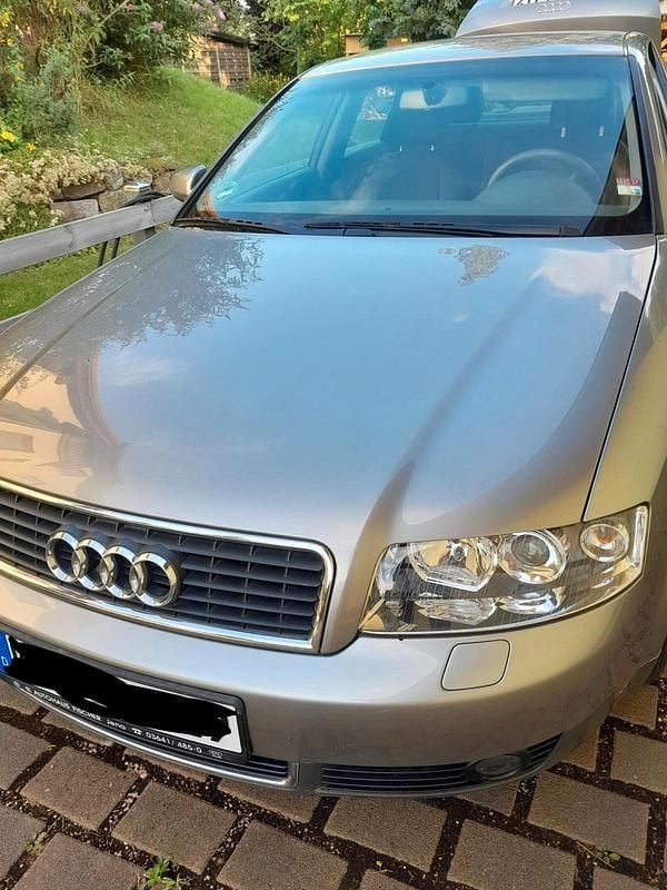 Gebraucht Audi A4 101 PS (74 kW) 2001 Grau Limousine