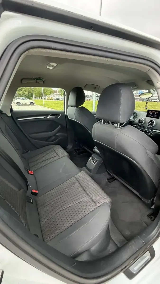 Gebraucht Audi A3 125 PS (91 kW) 2014 Weiß Limousine
