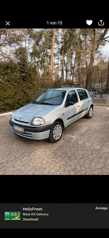 Gebraucht Renault Clio II 55 PS (40 kW) 2000 Silber Kleinwagen