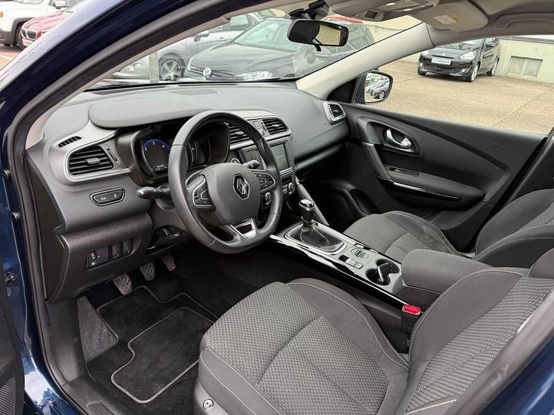 Gebraucht Renault Kadjar Experience 131 PS (96 kW) 2015 Blau SUV