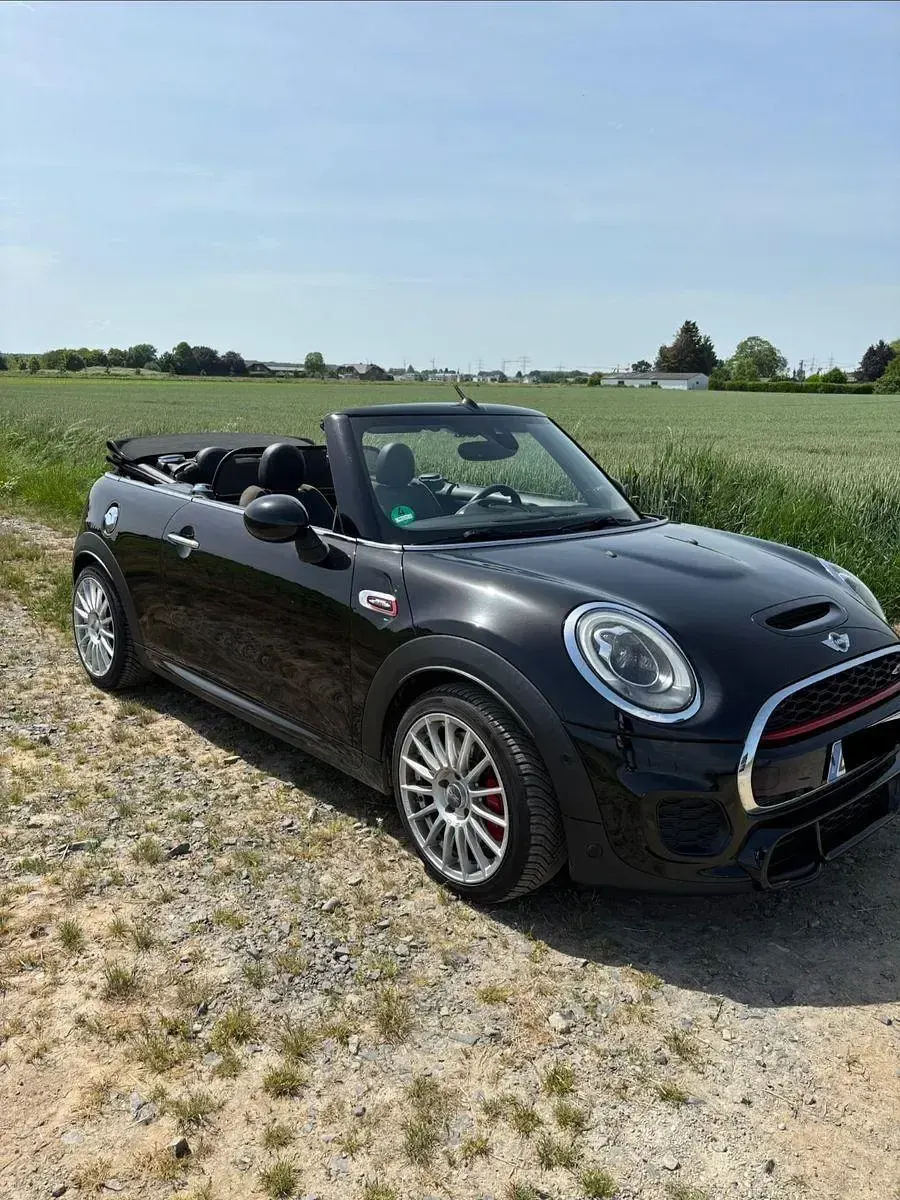 Gebraucht Mini John Cooper Works 231 PS (169 kW) 2017 Schwarz Kleinwagen