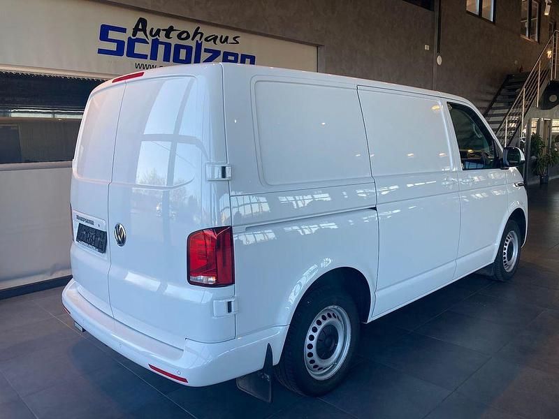 Gebraucht VW Transporter 150 PS (110 kW) 2020 Candy weiß Van