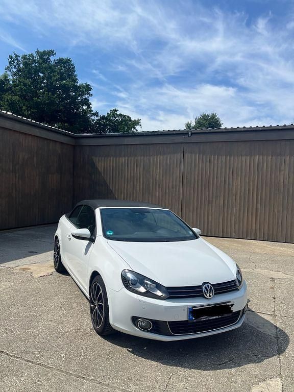 Gebraucht VW Golf Cabriolet 160 PS (117 kW) 2011 Weiß Cabrio