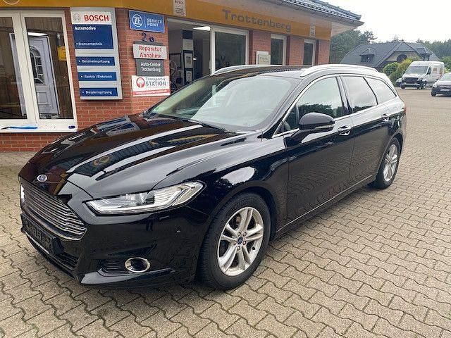 Gebraucht Ford Mondeo Titanium 165 PS (121 kW) 2018 Schwarz Limousine