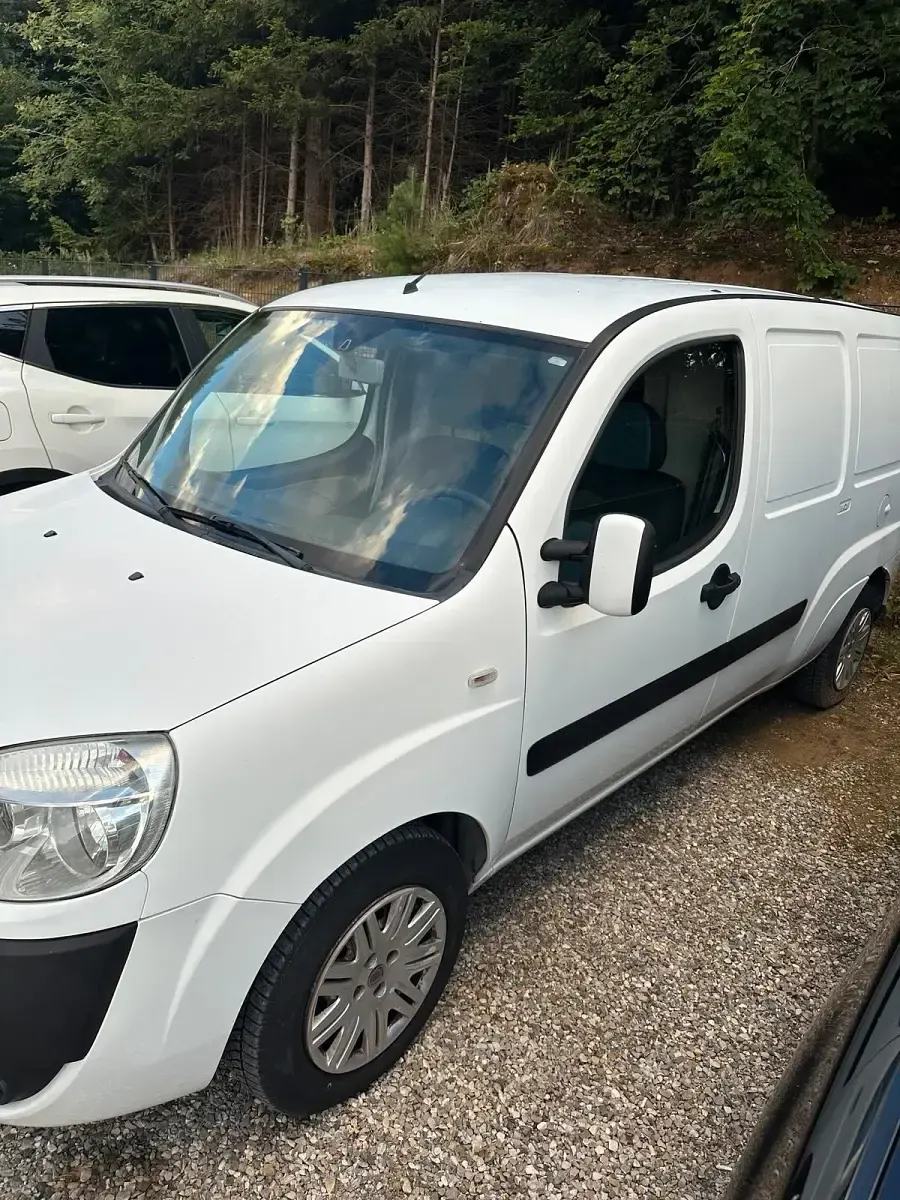 Gebraucht Fiat Doblò 2008 Weiß Van / Kleinbus