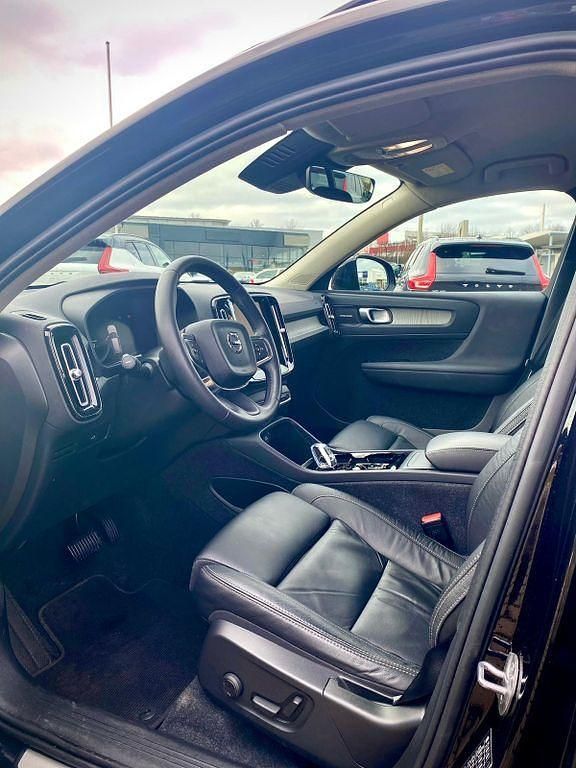 Gebraucht Volvo XC40 Plus 163 PS (119 kW) 2022 Schwarz SUV