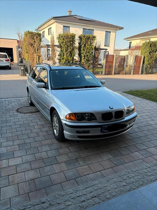 Gebraucht BMW 318 118 PS (86 kW) 2001 Silber Kombi