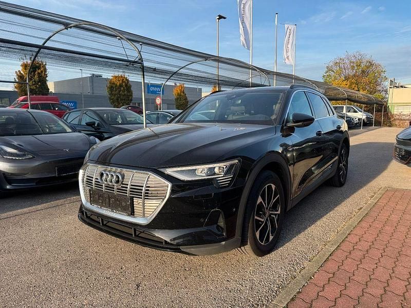 Schwarz Gebraucht 2021 Audi e-tron SUV | 26.160 € (Superpreis) - Bild 1/4