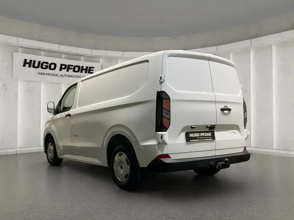 Gebraucht Ford Transit Custom Trend 110 PS (80 kW) 2024 Frozen white uni Van / Kleinbus