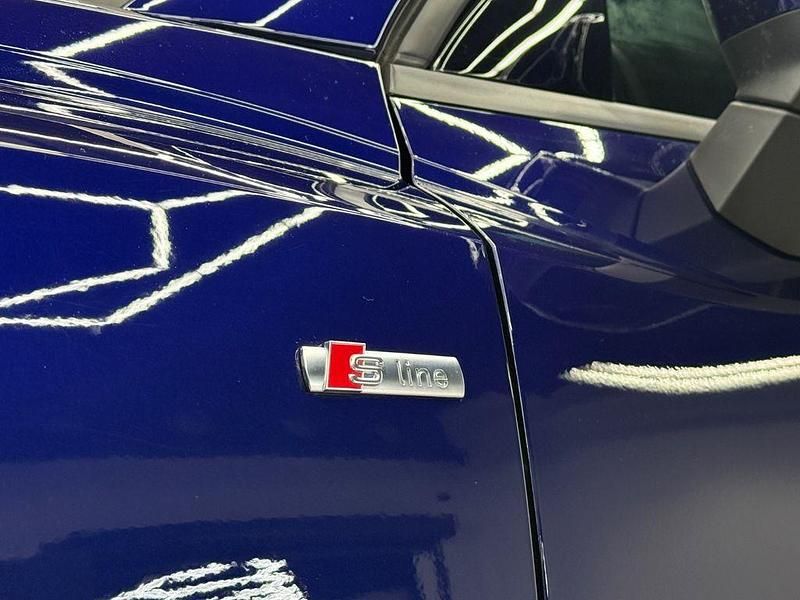 Gebraucht Audi Q3 S-Line 200 PS (147 kW) 2022 Blau SUV