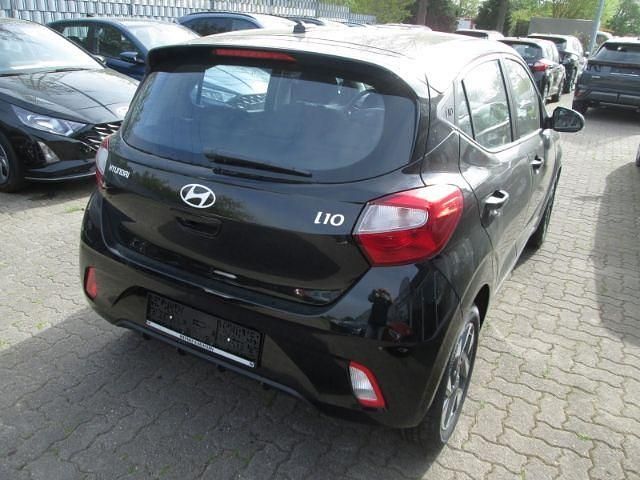 Neu Hyundai i10 Trend 63 PS (46 kW) 2025 Schwarz Kleinwagen