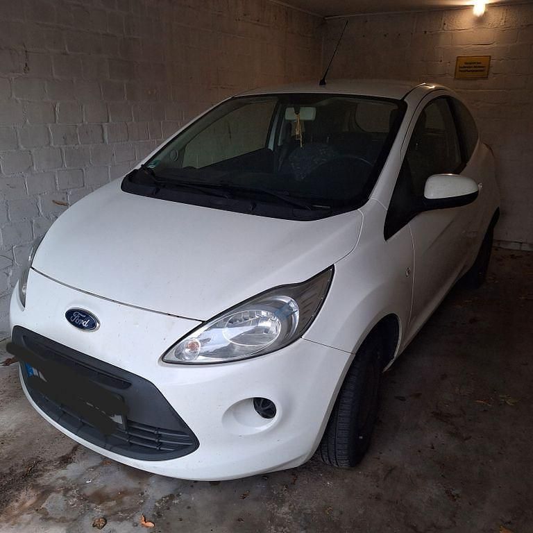 Weiß Gebraucht 2011 Ford Ka Trend Kleinwagen | 3.000 € (Fairer Preis) - Bild 1/3