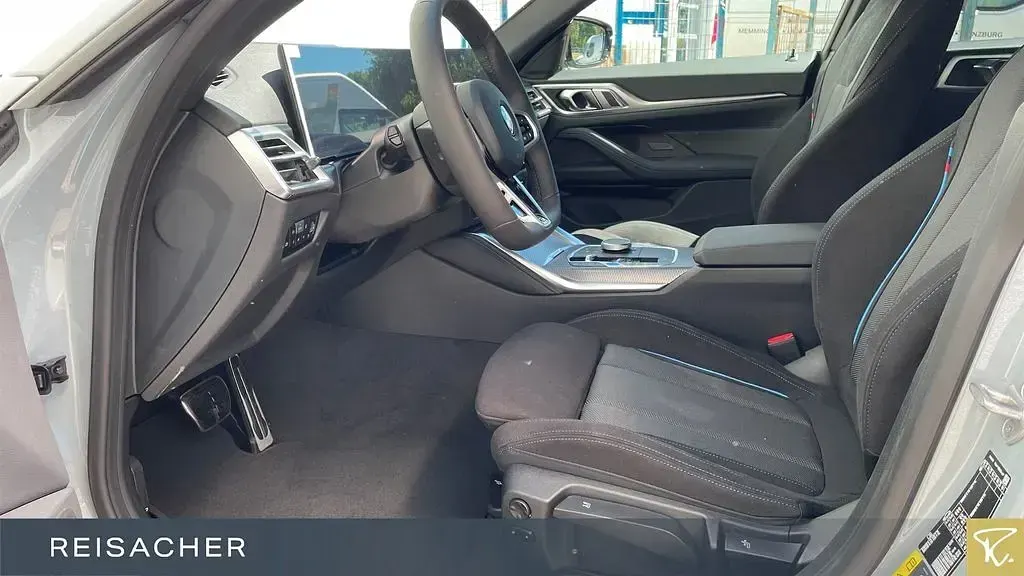 Neu BMW i4 Comfort Edition 250 kW (340 PS) 2026 M brooklyn grau metallic Limousine