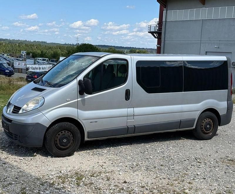 Grau Gebraucht 2010 Renault Trafic Van | 6.250 € (Superpreis) - Bild 1/4