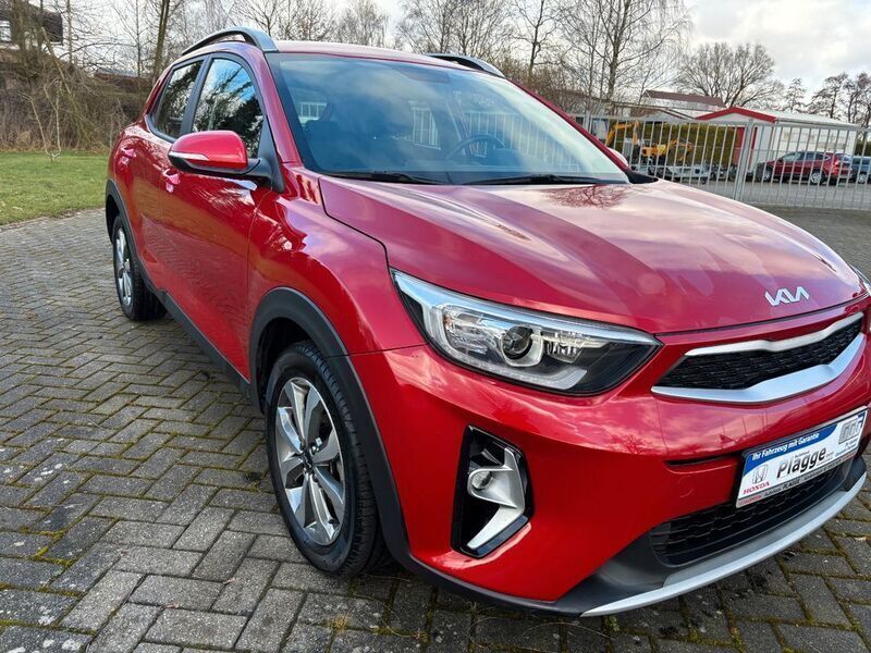 Rot Gebraucht 2023 Kia Stonic SUV | 17.990 € (Fairer Preis) - Bild 1/4