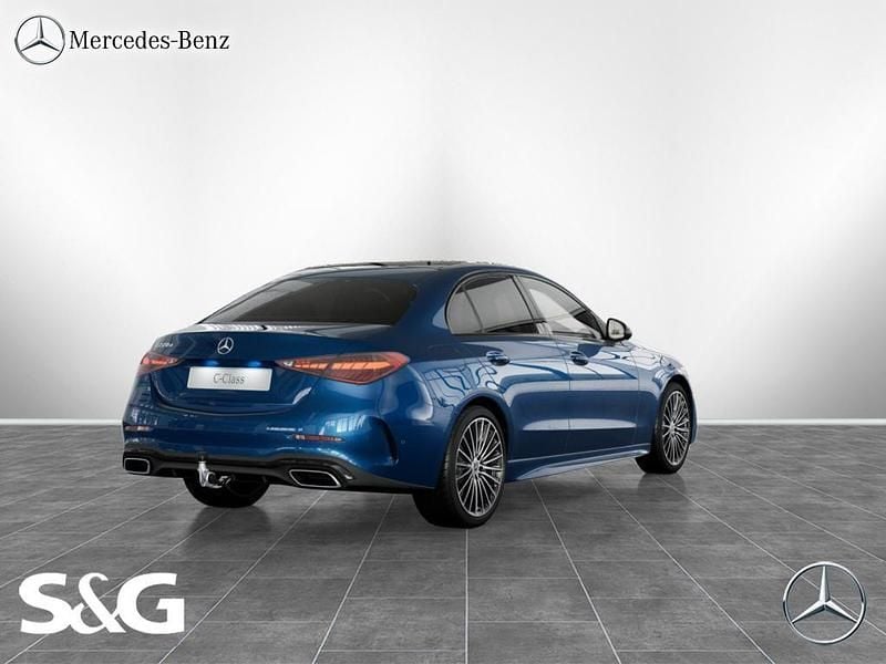 Gebraucht Mercedes C220 AMG 200 PS (147 kW) 2025 Metalliclack spektralblau Limousine