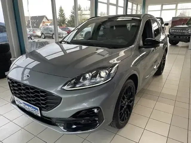 Gebraucht Ford Kuga ST-Line X 224 PS (164 kW) 2024 Solarsilber SUV