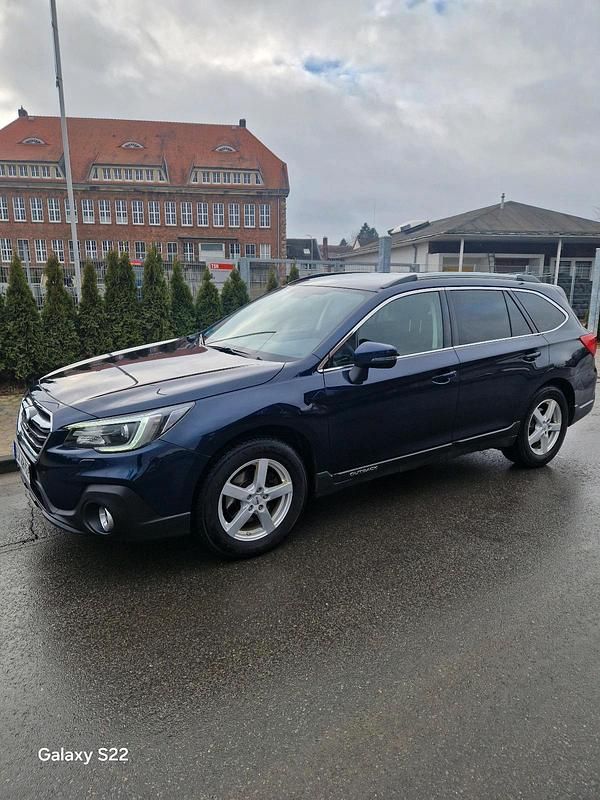 Gebraucht Subaru Outback 175 PS (128 kW) 2019 Blau SUV