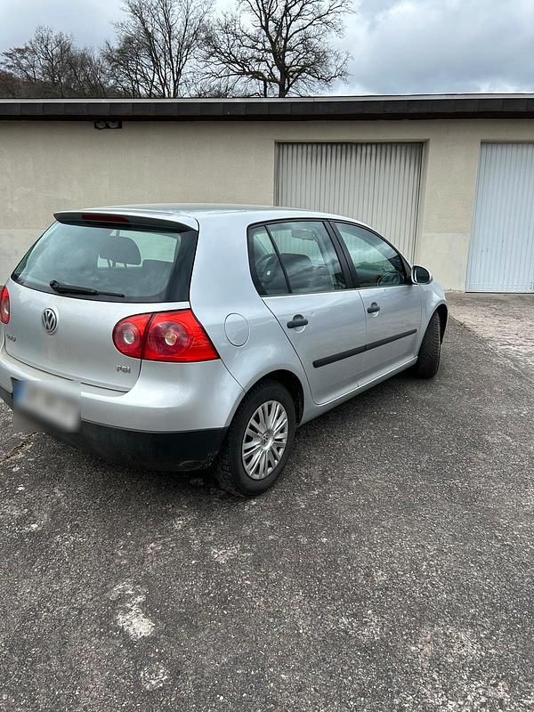 Gebraucht VW Golf V 90 PS (66 kW) 2004 Silber Kleinwagen