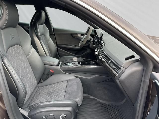 Gebraucht Audi S5 Ambiente 341 PS (250 kW) 2023 Individuallackierungen audi exclusive Coupé