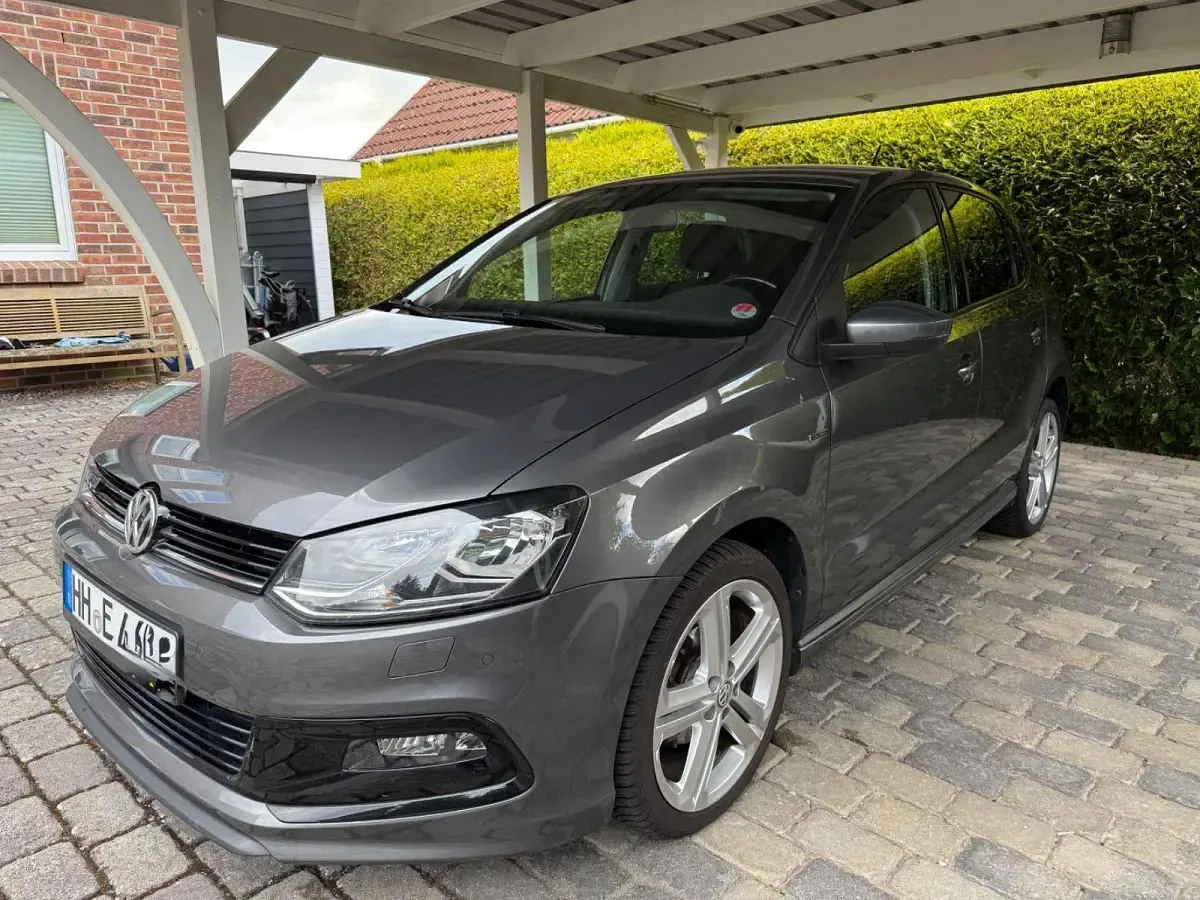 Gebraucht VW Polo LOUNGE 90 PS (66 kW) 2016 Grau Kleinwagen