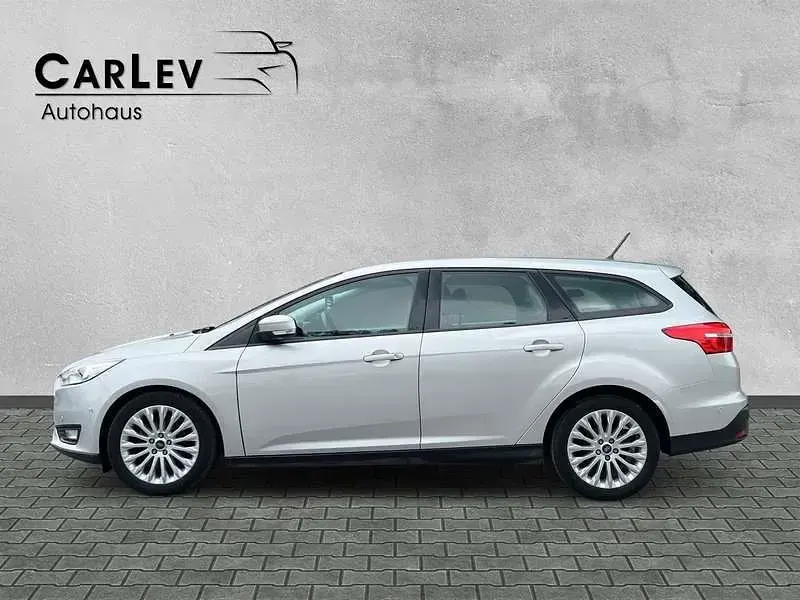 Gebraucht Ford Focus 125 PS (91 kW) 2017 Silber Kombi