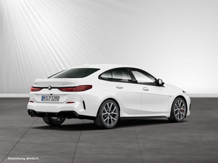 Gebraucht BMW 218 M Sport 136 PS (100 kW) 2025 Alpinweiss Limousine