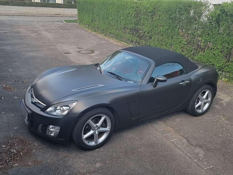 Second-hand Opel GT 264 CP (194 kW) 2009 Negru Cabrio