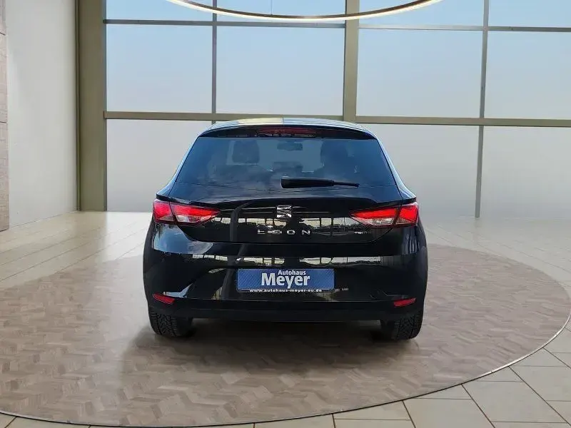 Usata Seat Leon 105 CV (77 kW) 2014 Nero Berlina
