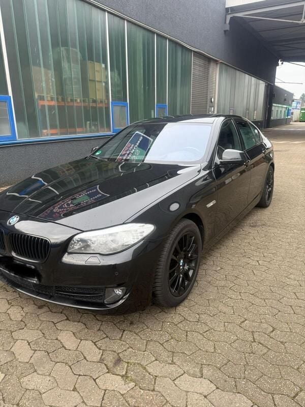 Schwarz Gebraucht 2010 BMW 535 Limousine | 12.500 € (Superpreis) - Bild 1/4