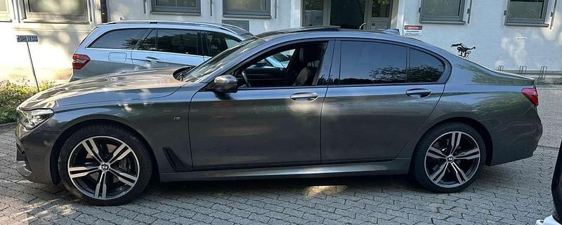 Gebraucht BMW 730 265 PS (194 kW) 2017 Grau Limousine