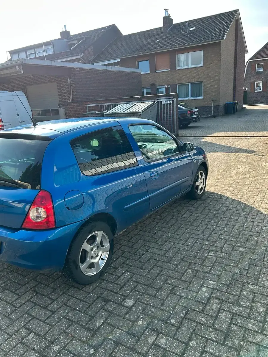 Gebraucht Renault Clio 75 PS (55 kW) 2008 Blau Coupé
