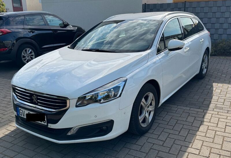 Weiß Gebraucht 2017 Peugeot 508 Business-Line Kombi | 10.500 € (Fairer Preis) - Bild 1/4