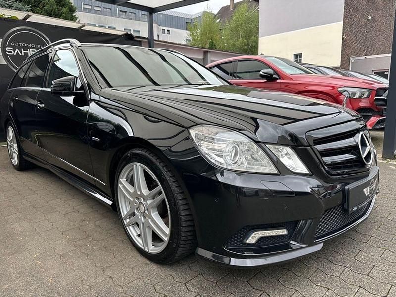 Schwarz Gebraucht 2011 Mercedes E350 AMG Limousine | 8.888 € (Superpreis) - Bild 1/4
